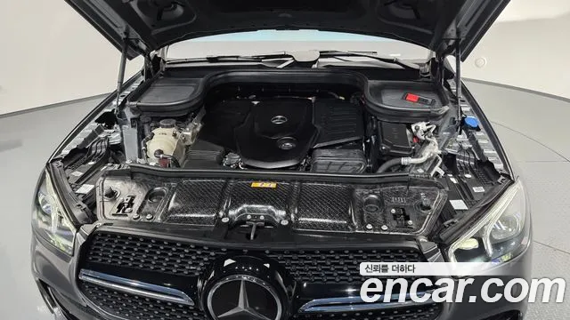 Mercedes-Benz GLE-Class — Фото автомобиля 9