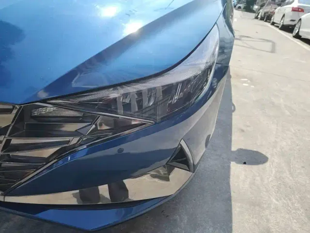 Hyundai Elantra — Фото автомобиля 23