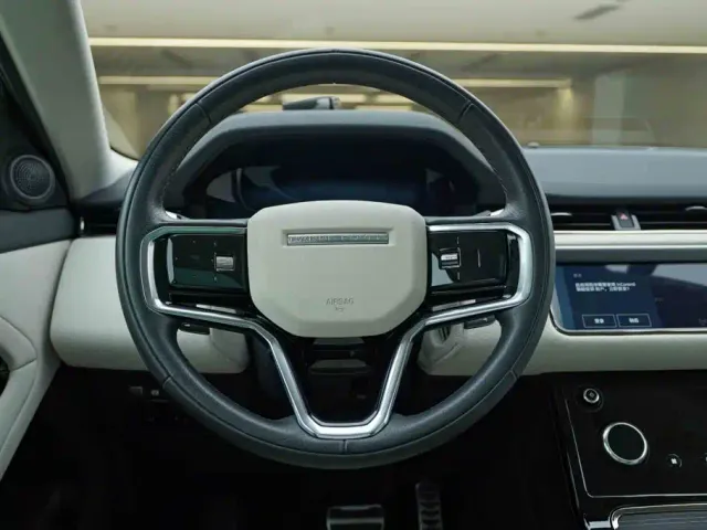 Land Rover Range Rover Evoque — Фото автомобиля 16