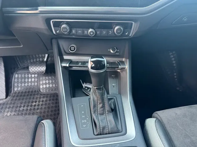 Audi Q3 — Фото автомобиля 13