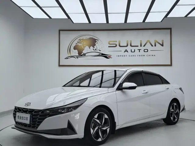 Фотография автомобиля — Hyundai Elantra
