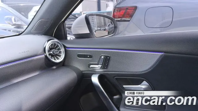 Mercedes-Benz A-Class — Фото автомобиля 18
