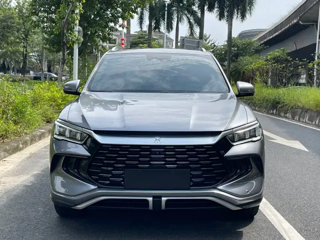 BYD Song Pro — Фото автомобиля 2