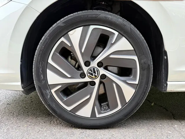 Volkswagen Bora — Фото автомобиля 20