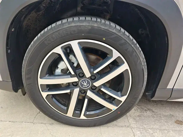BYD Song L DM-i — Фото автомобиля 13
