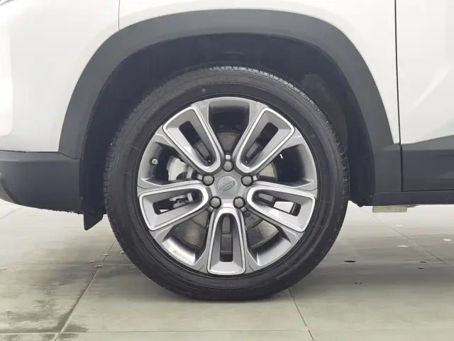 Geely ICON — Фото автомобиля 17