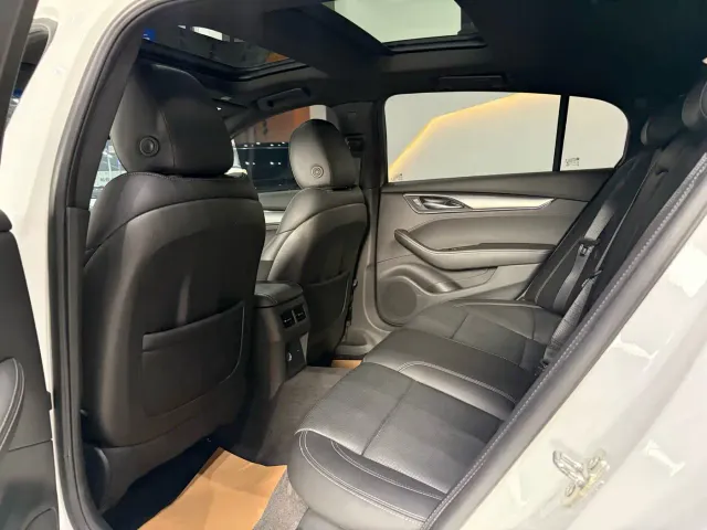 Cadillac CT5 — Фото автомобиля 10