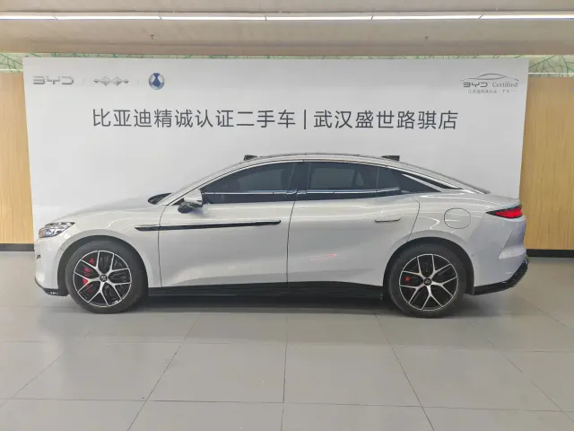 BYD Han L — Фото автомобиля 4