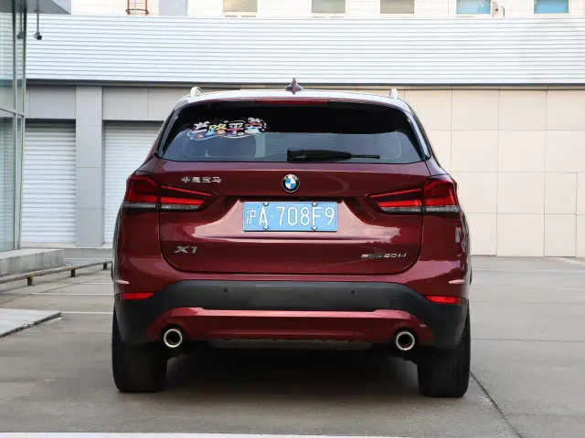 BMW X1 — Фото автомобиля 3