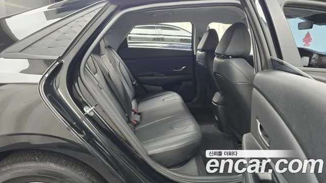 Hyundai Avante CN7 — Фото автомобиля 17