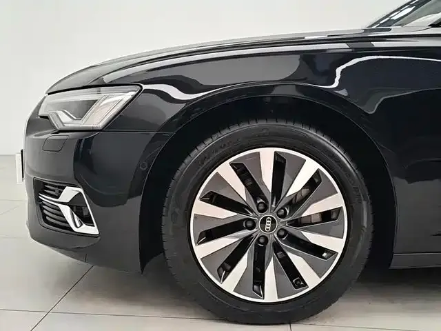 Audi A6L — Фото автомобиля 3