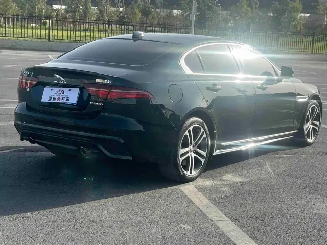 Jaguar XEL — Фото автомобиля 7