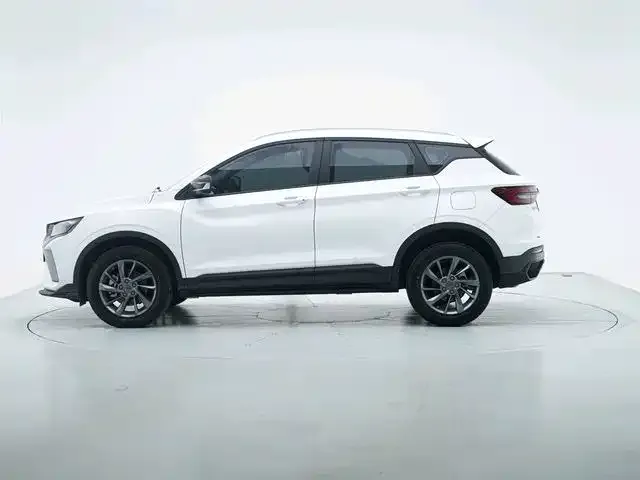 Geely Binyue — Фото автомобиля 4