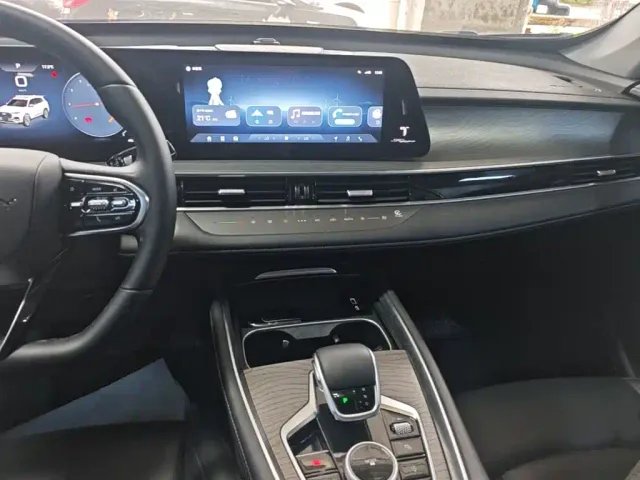 Chery Tiggo 8 PLUS — Фото автомобиля 12