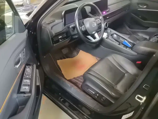 Honda Accord — Фото автомобиля 15