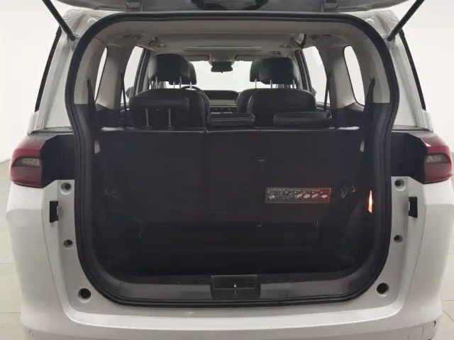 GAC Trumpchi M6 — Фото автомобиля 16