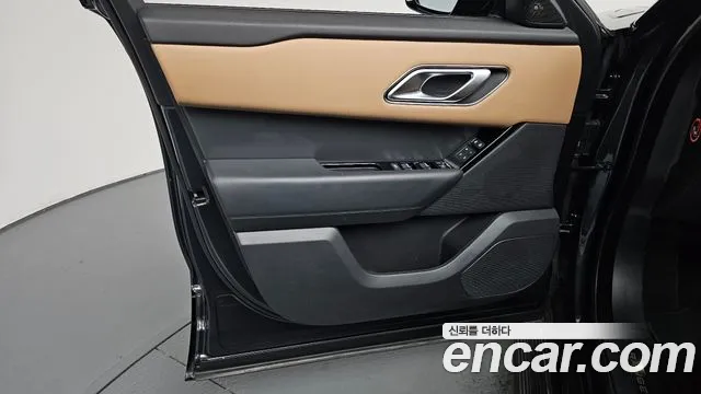 Land Rover Range Rover Velar — Фото автомобиля 13