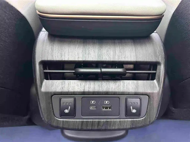 Nissan Ariya — Фото автомобиля 13
