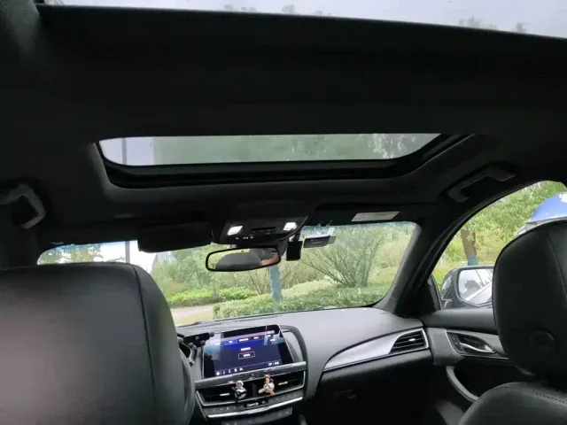 Cadillac CT5 — Фото автомобиля 19