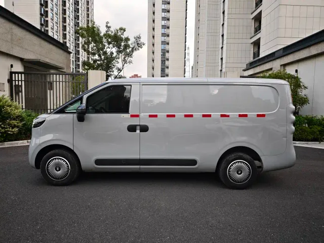 Maxus Dana V1 — Фото автомобиля 12