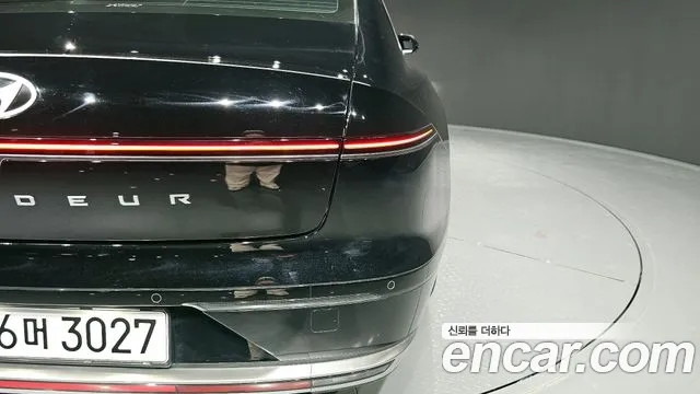 Hyundai Grandeur — Фото автомобиля 23