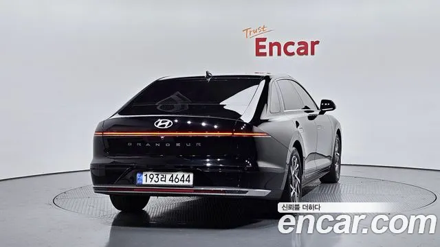 Hyundai Grandeur Grandeur (GN7) 3.5 Бензин 4WD — Фото автомобиля 4