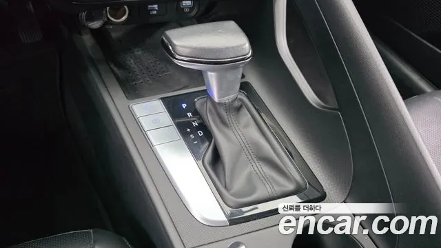 Hyundai Avante CN7 — Фото автомобиля 9