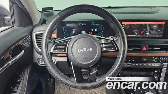 Kia Seltos — Фото автомобиля 19