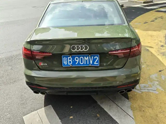 Audi S4 — Фото автомобиля 2