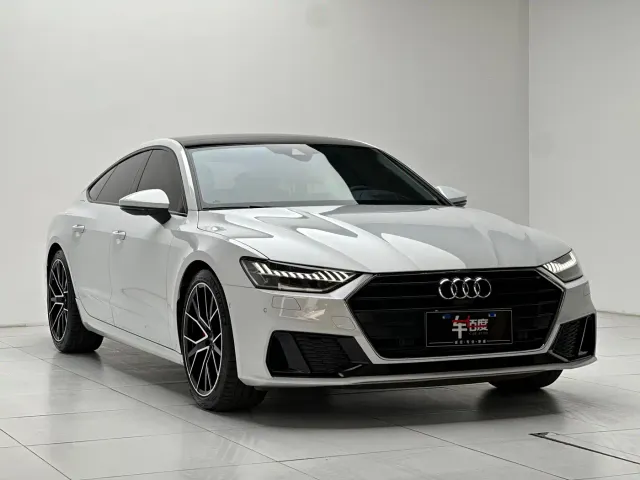 Audi A7 — Фото автомобиля 3
