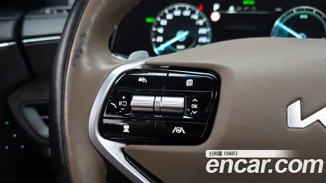 Kia K8 Hybrid — Фото автомобиля 16