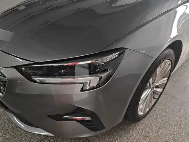 Buick Regal — Фото автомобиля 23