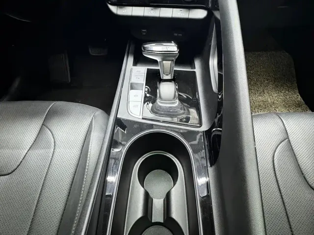 Hyundai Elantra — Фото автомобиля 14