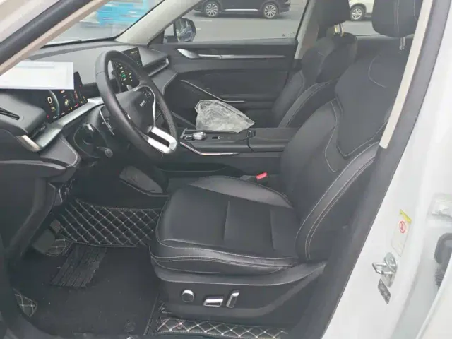 Haval H6 — Фото автомобиля 9