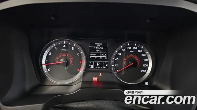 KGM Korando Beautiful — Фото автомобиля 11