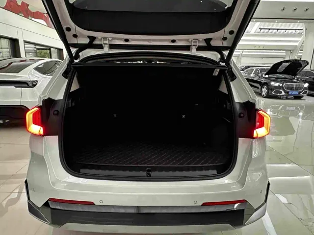 BMW X1 — Фото автомобиля 25