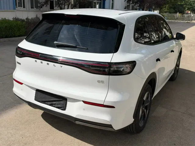 Geely Galaxy E5 — Фото автомобиля 10