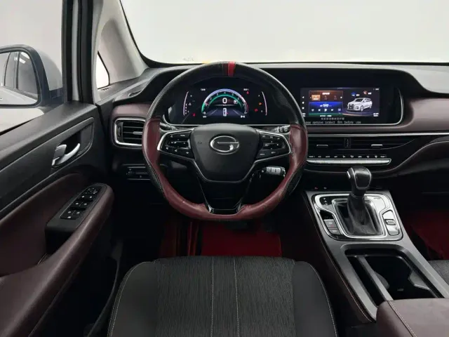 GAC Trumpchi M6 — Фото автомобиля 18