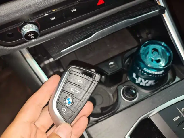 BMW 3 Series — Фото автомобиля 8