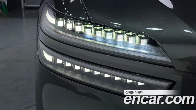 Genesis GV70 2.5T Бензин AWD — Фото автомобиля 18