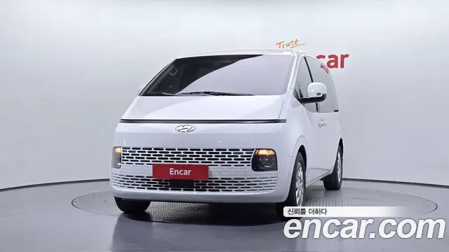 Hyundai Staria Staria 4WD Tourer 11 мест — Фото автомобиля 3