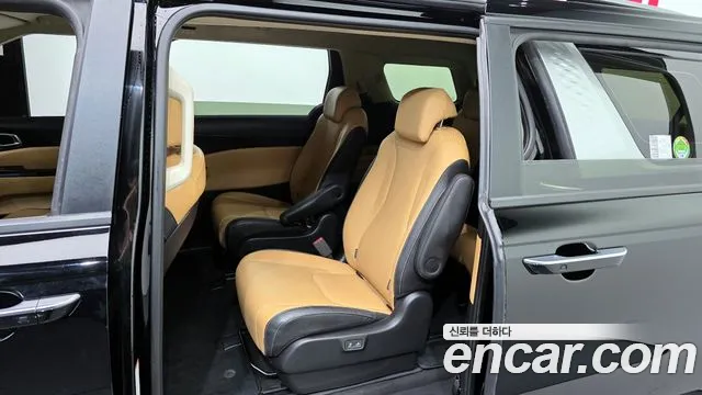 Kia Canival Carnival 4 поколение Дизель 9 мест Prestige — Фото автомобиля 11