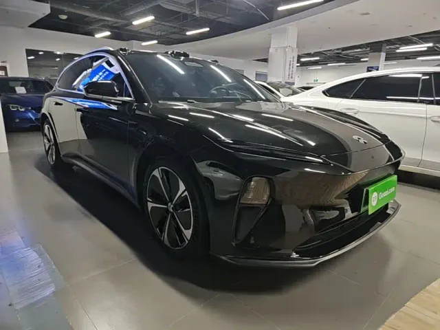Nio ET5 Touring — Фото автомобиля 3