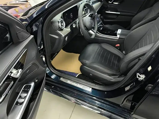 Mercedes-Benz C-Class — Фото автомобиля 15