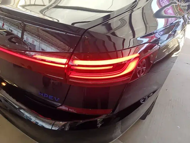 Volkswagen Passat — Фото автомобиля 7