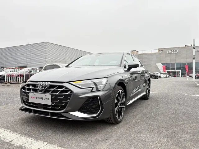 Фотография автомобиля — Audi A3