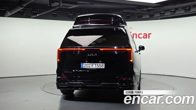 Kia Canival Новый Carnival 4 поколение Бензин 9 мест Hi-Limousine (Спецкузов) — Фото автомобиля 4