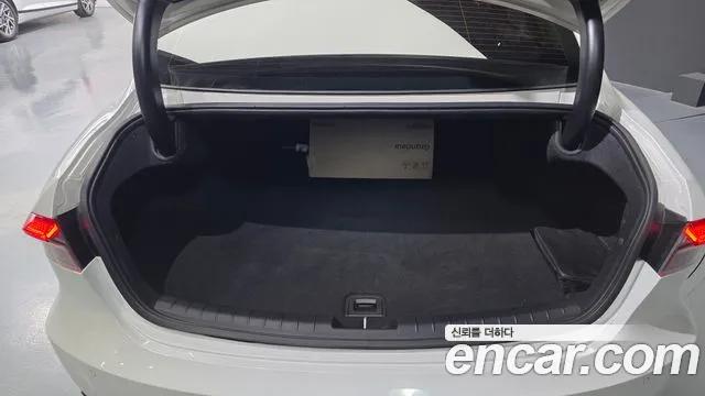Hyundai Grandeur Новый Grandeur IG 3.0 LPi (Для проката) — Фото автомобиля 30