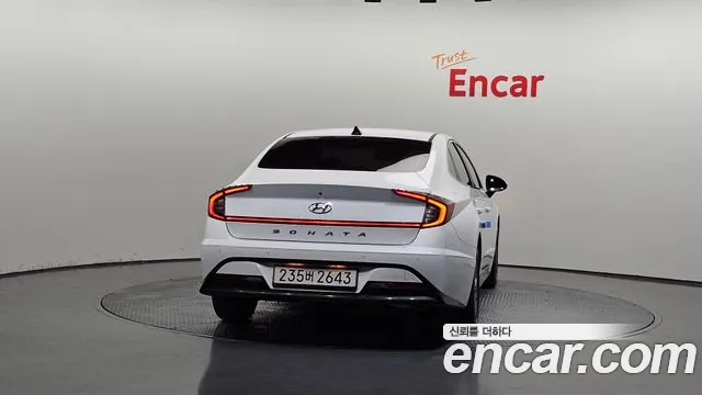 Hyundai Sonata Sonata (DN8) 2.0 LPG(Для проката) — Фото автомобиля 4