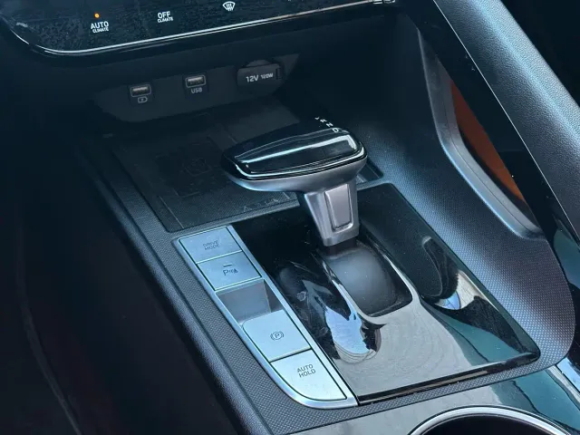 Hyundai Elantra — Фото автомобиля 13